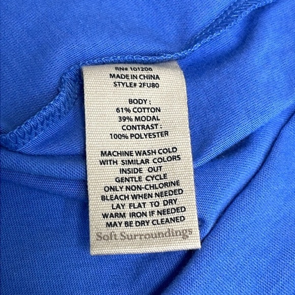 Soft Surroundings Women’s Nikita Lace Sleeve Tee Size Medium Blue - Picture 9 of 9